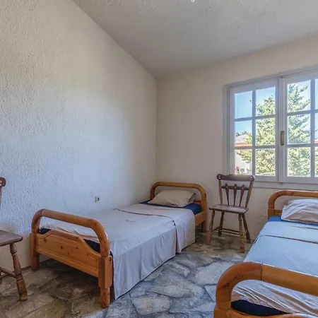 度假居 Three-bedroom Holiday In *